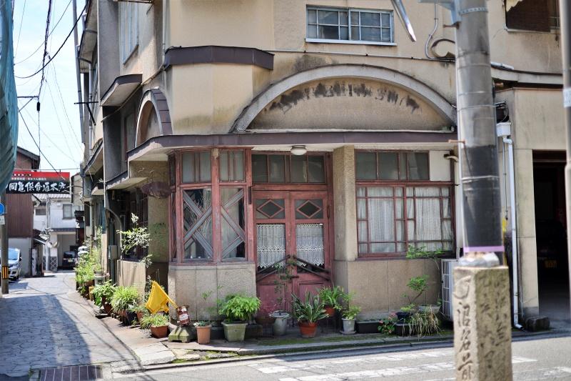 洋風の建物