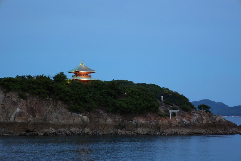 島の夜景